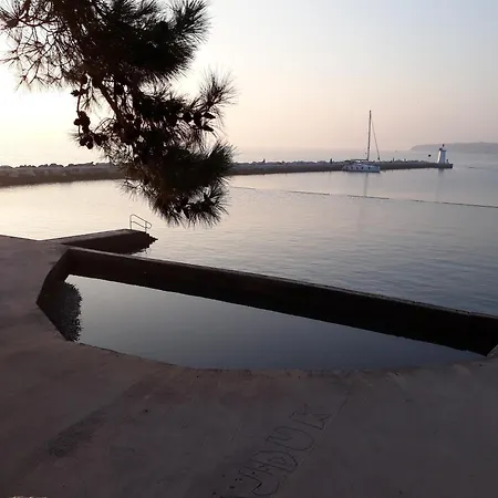 Kai Superior 4 Star Apartment, Your Piece Of Heaven With Sea & Park View