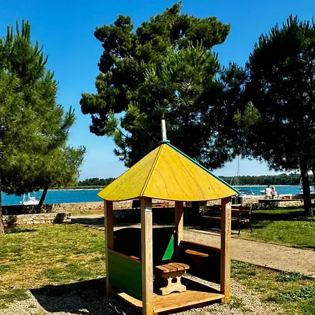 Kai Superior 4 Star Apartment, Your Piece Of Heaven With Sea & Park View Novigrad (Istria)